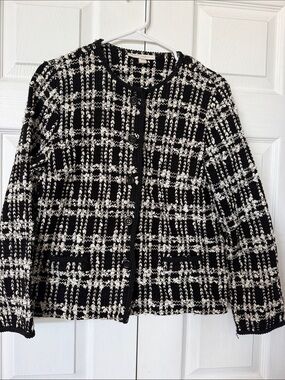 Black & White Textured Knit Button-Front Blazer